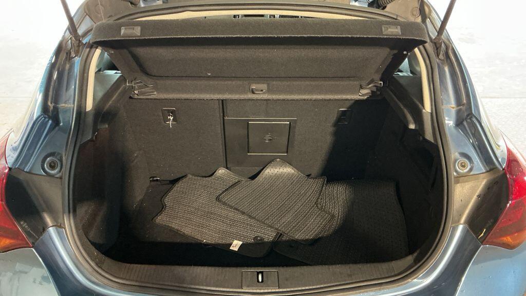 Vauxhall Astra 2014 - Cars in Winchester