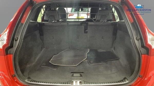 Volvo XC60 2015 - Cars