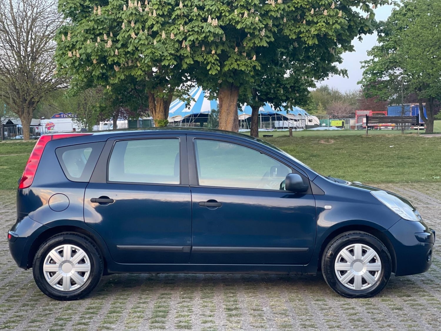 Nissan Note 2008 - Cars