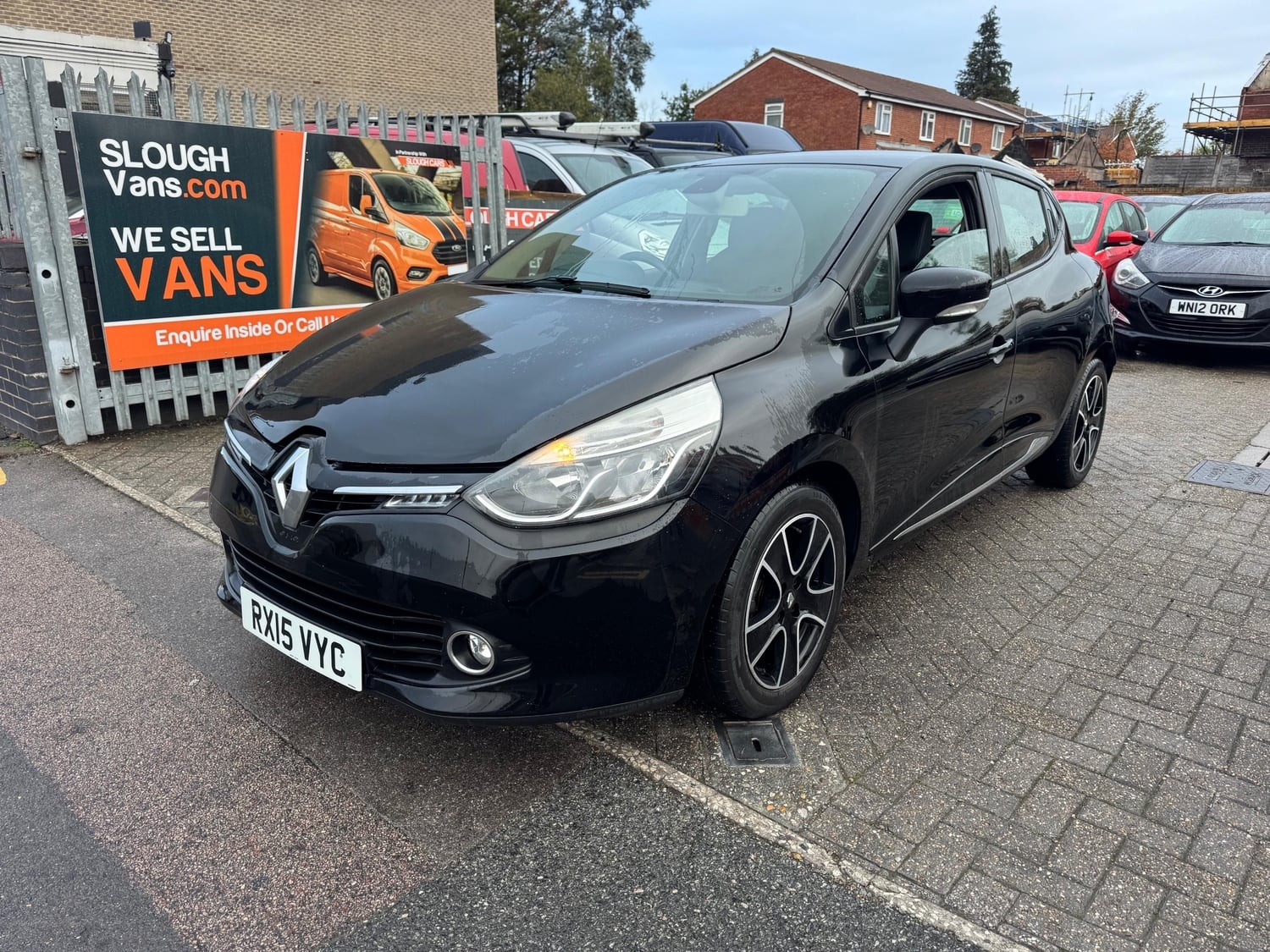 Renault Clio Slough