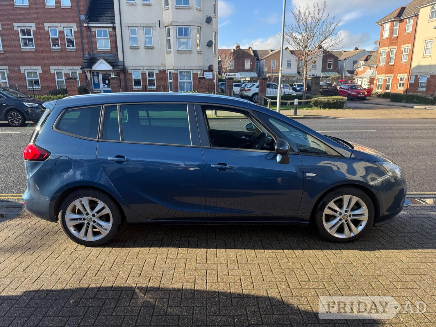 Vauxhall Zafira Tourer 2016 - Cars in Portsmouth