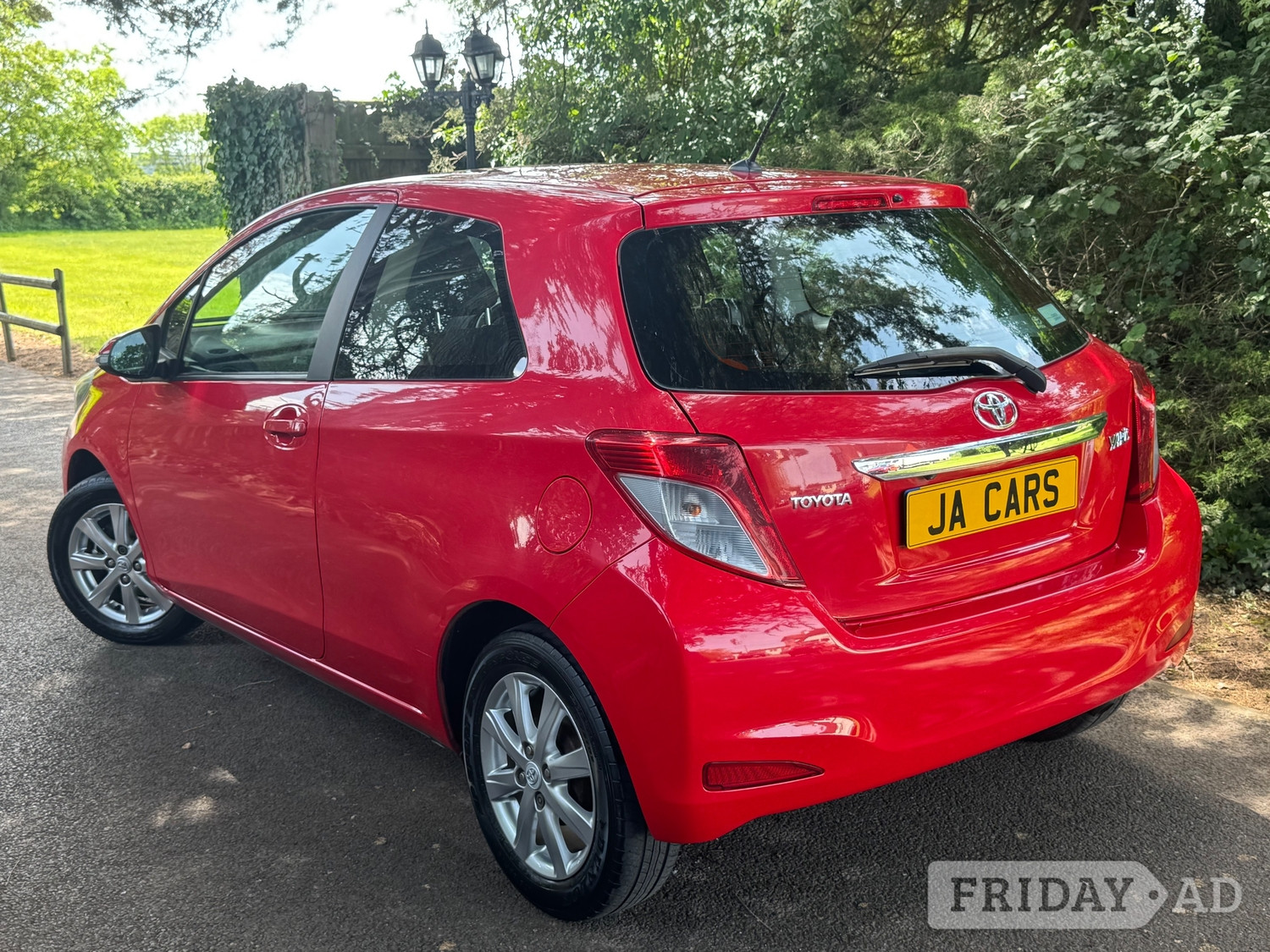 Toyota Yaris 2012 - Cars in Exeter