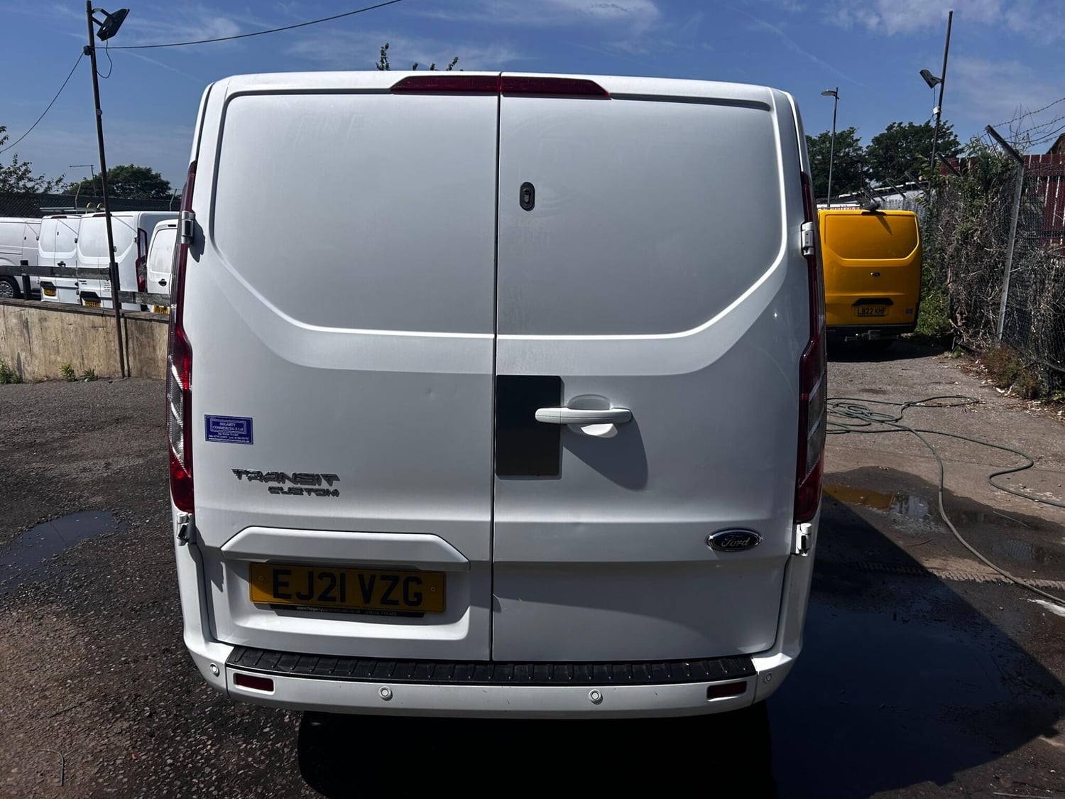 Ford Transit Custom 2021 - Vans & Commercial Vehicles