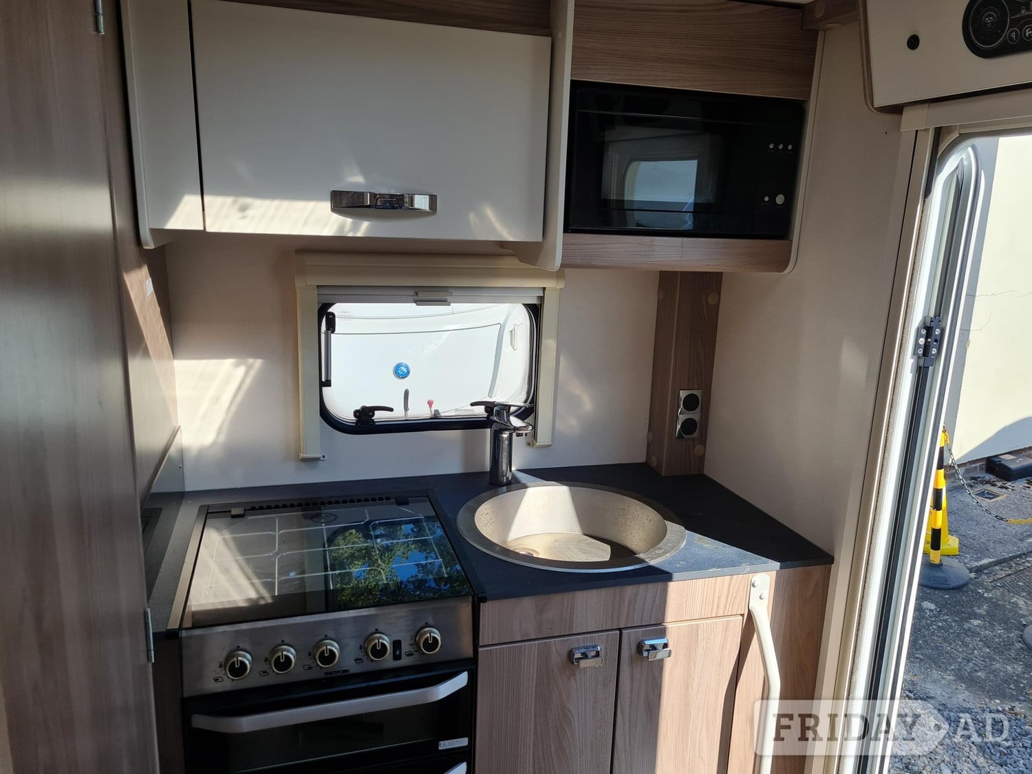 Swift Sprite Compact 2024 - Motorhomes & Caravans