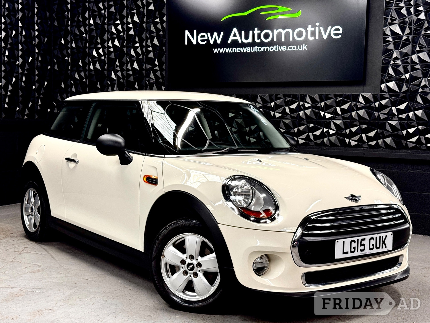 Mini Hatch 2015 in Sutton Coldfield