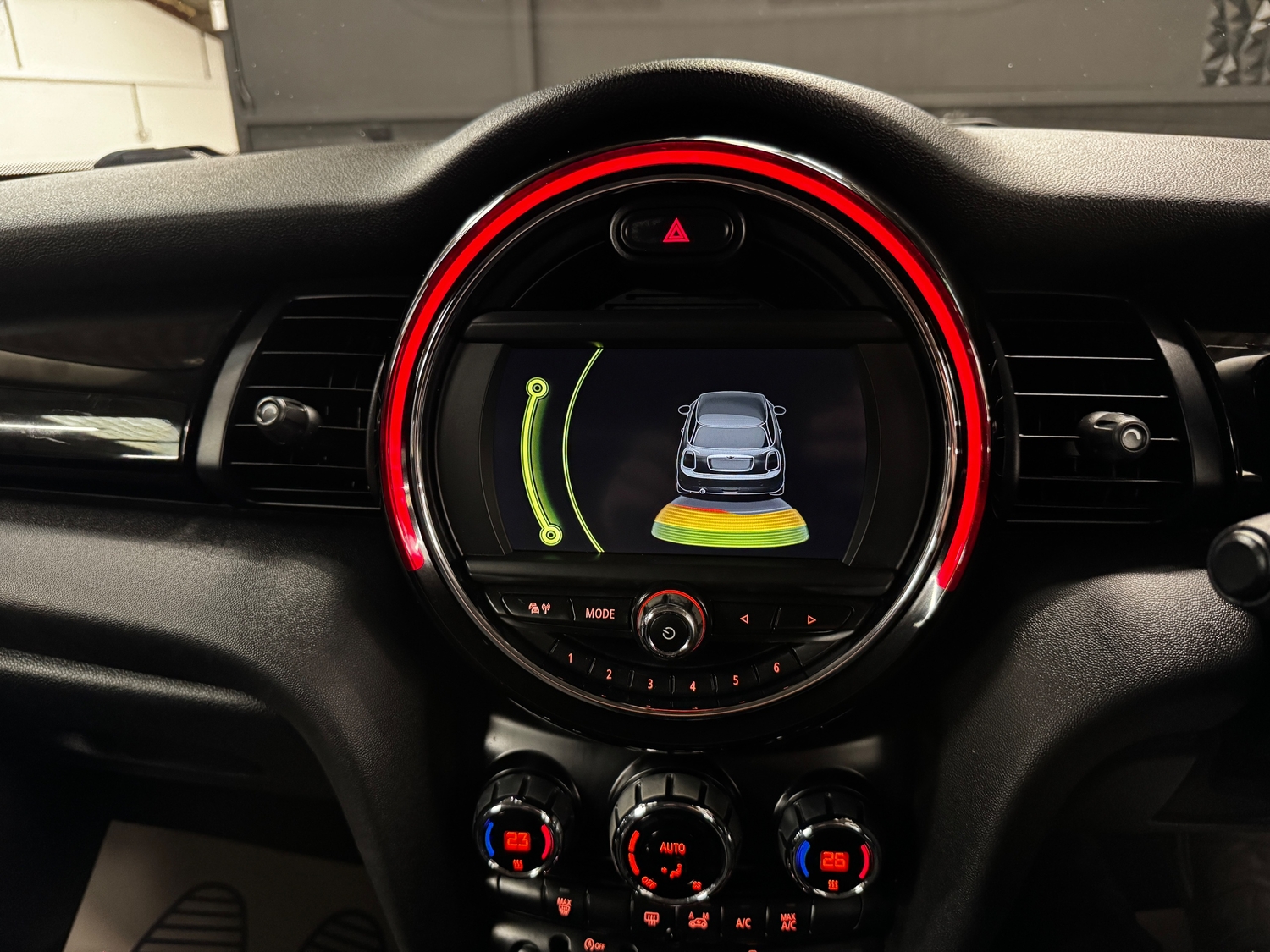 Mini Hatch 2015 - Cars