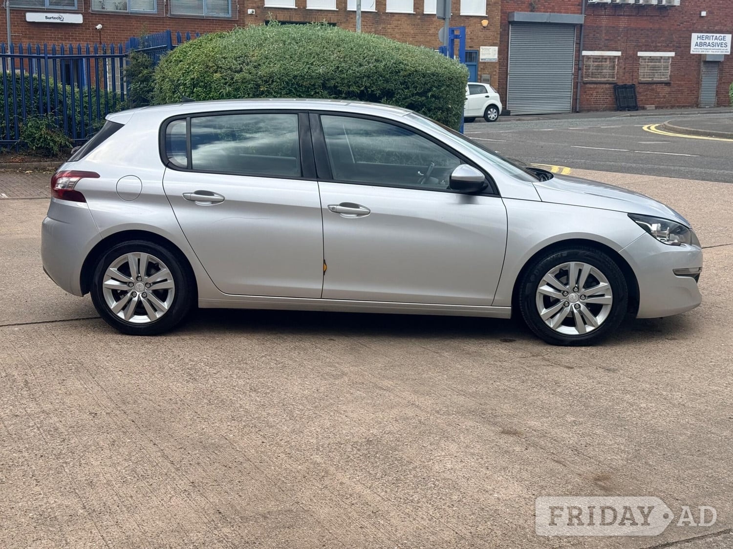 Peugeot 308 2014 - Cars