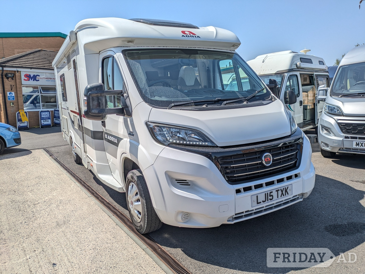 Adria Coral Plus S670 SLT 2015 in Bracknell