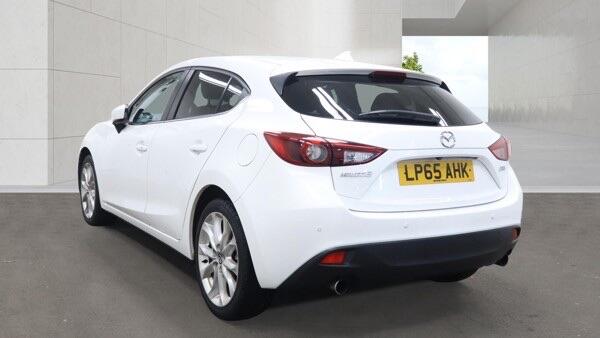 Mazda 3 2015 - Cars