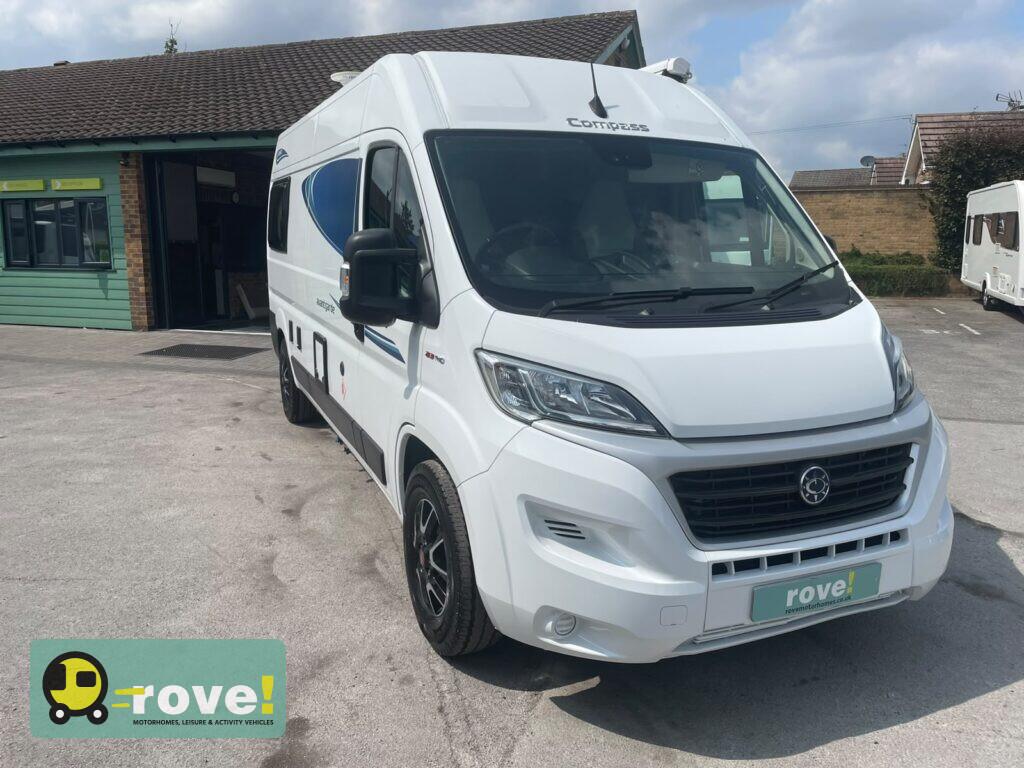 [2 berth ]Compass Avantgarde CV60 Manual 2022