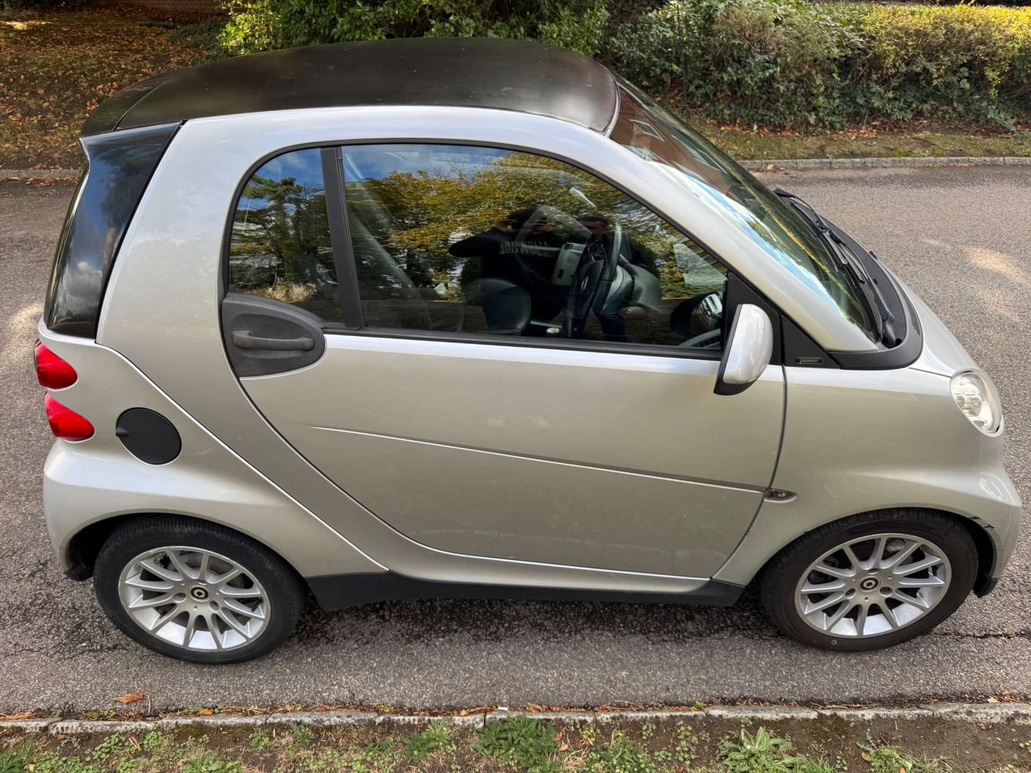 Smart ForTwo 2010 - Cars in Leatherhead