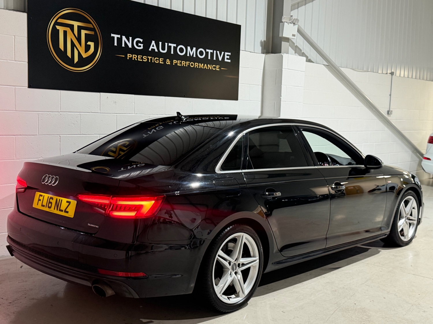 Audi A4 2016 - Cars in Croydon