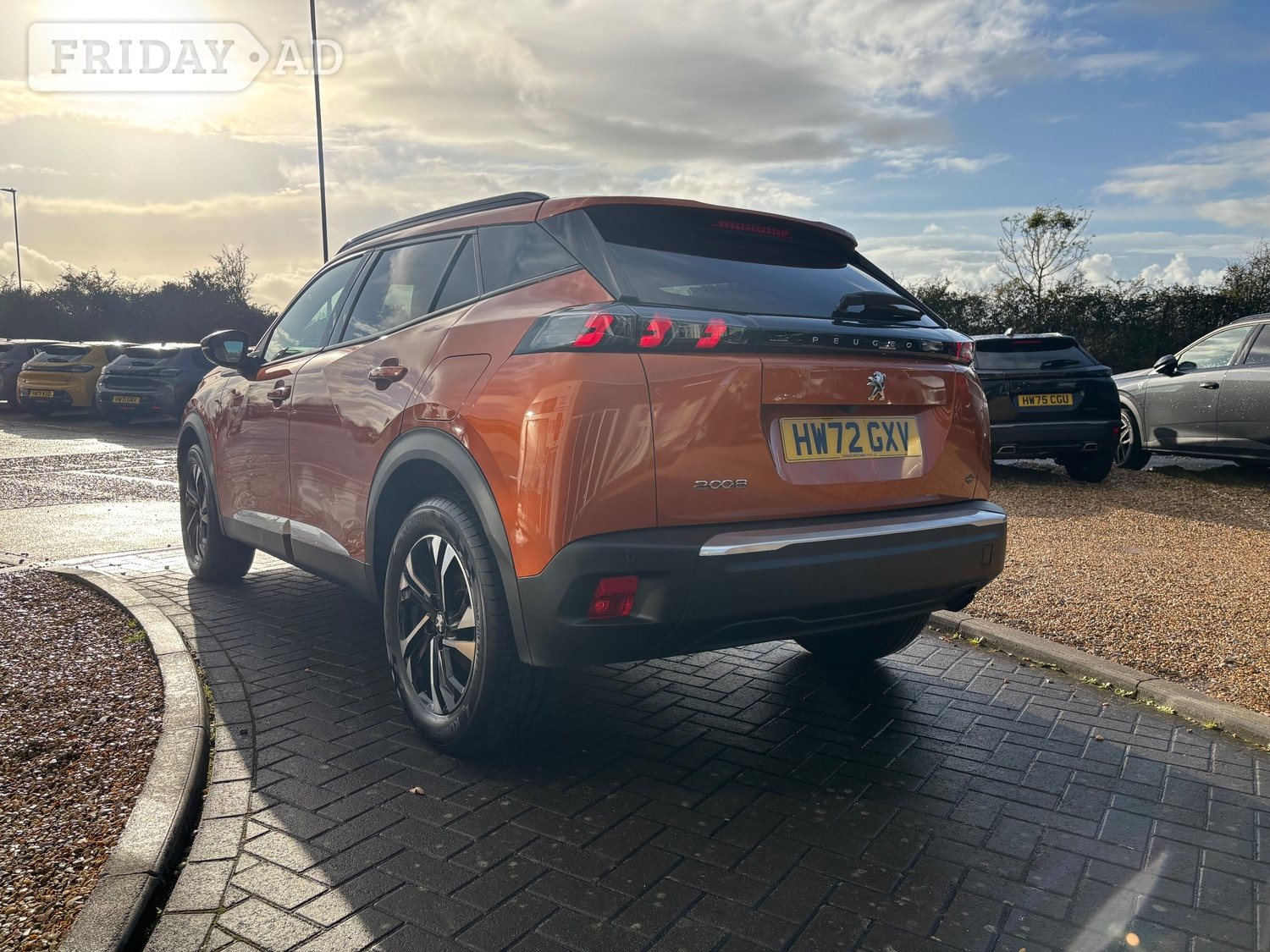 [ berth ]Peugeot 2008