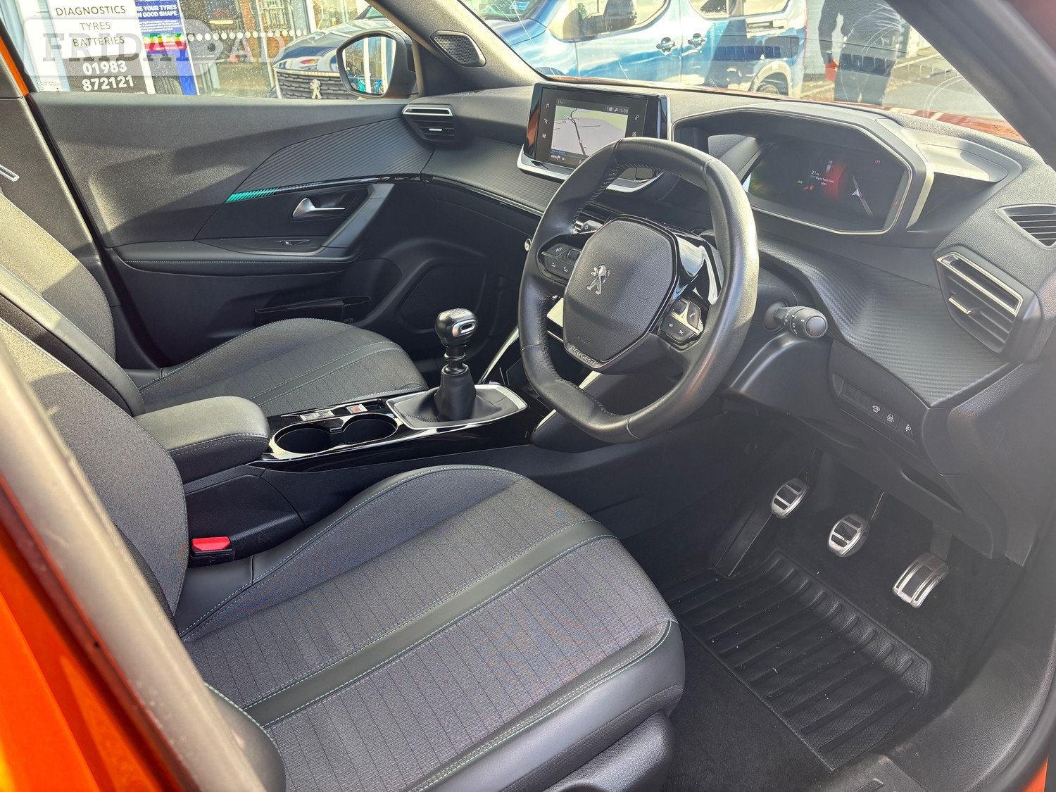 Peugeot 2008 2022 - Cars
