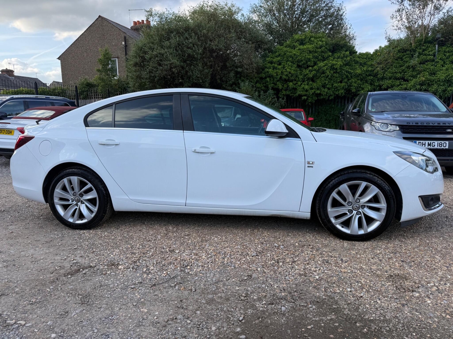 Vauxhall Insignia 2014 - Cars in Slough