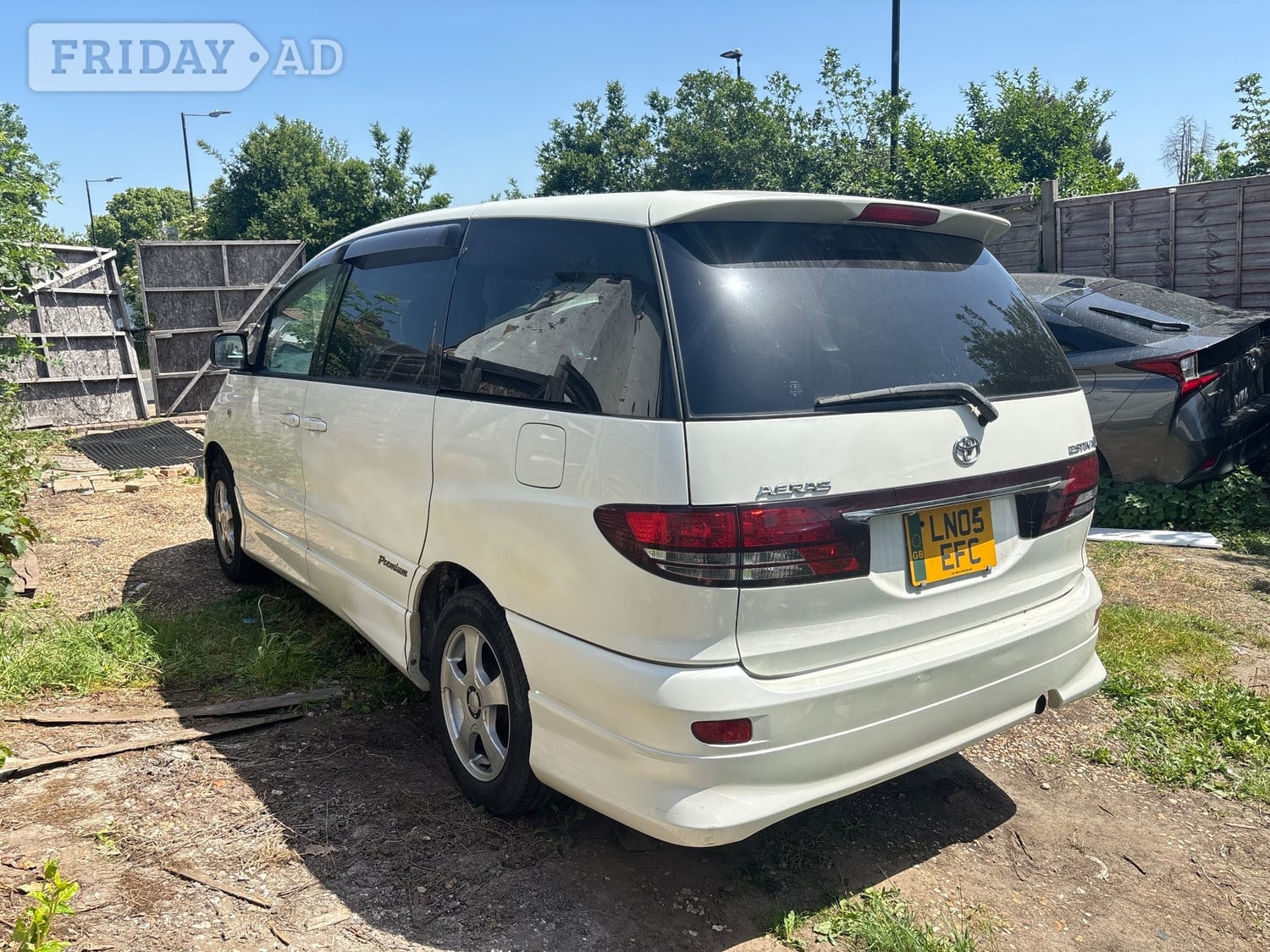 Toyota Estima Slough