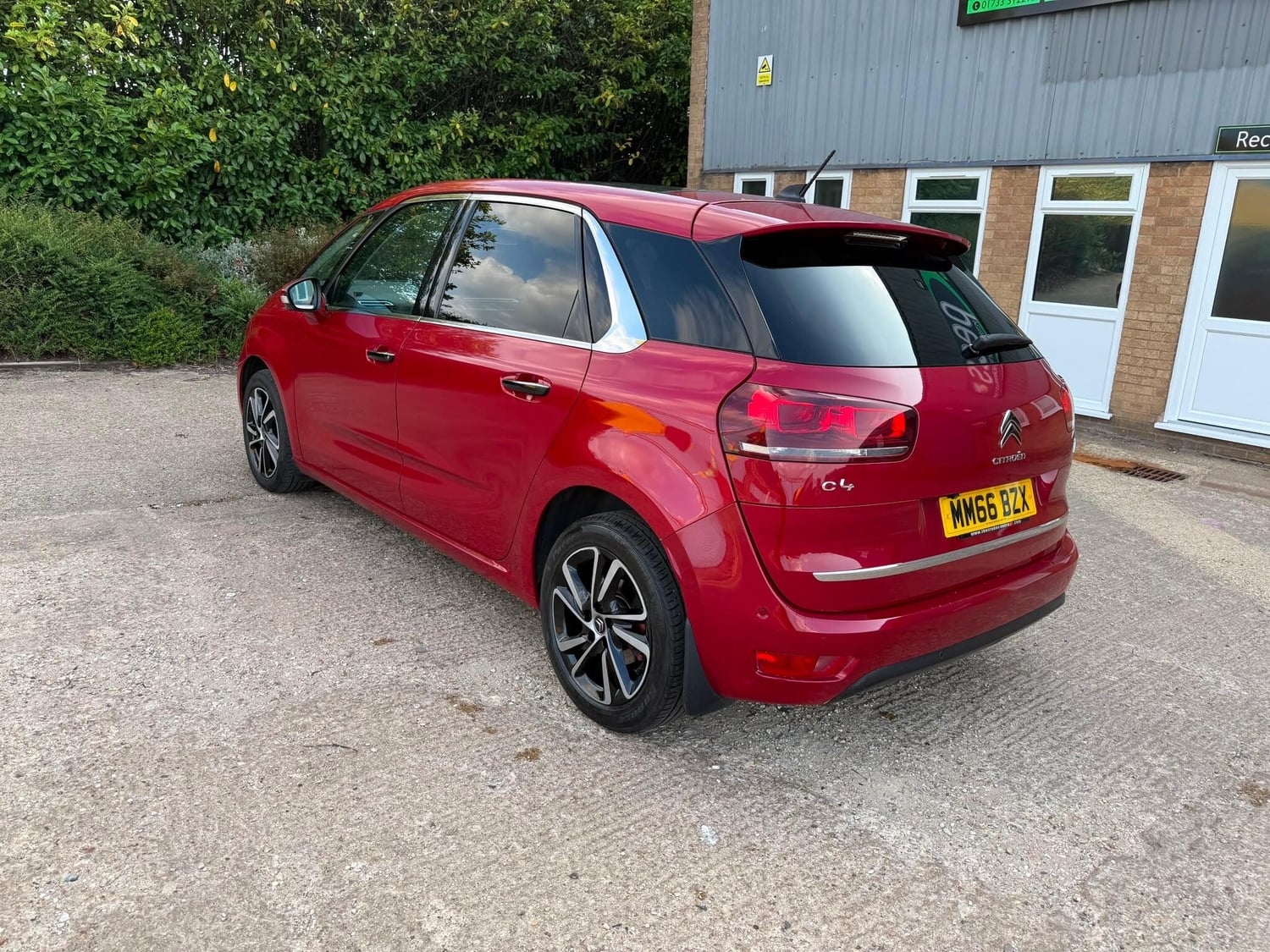 Citroen C4 Picasso 2017 - Cars