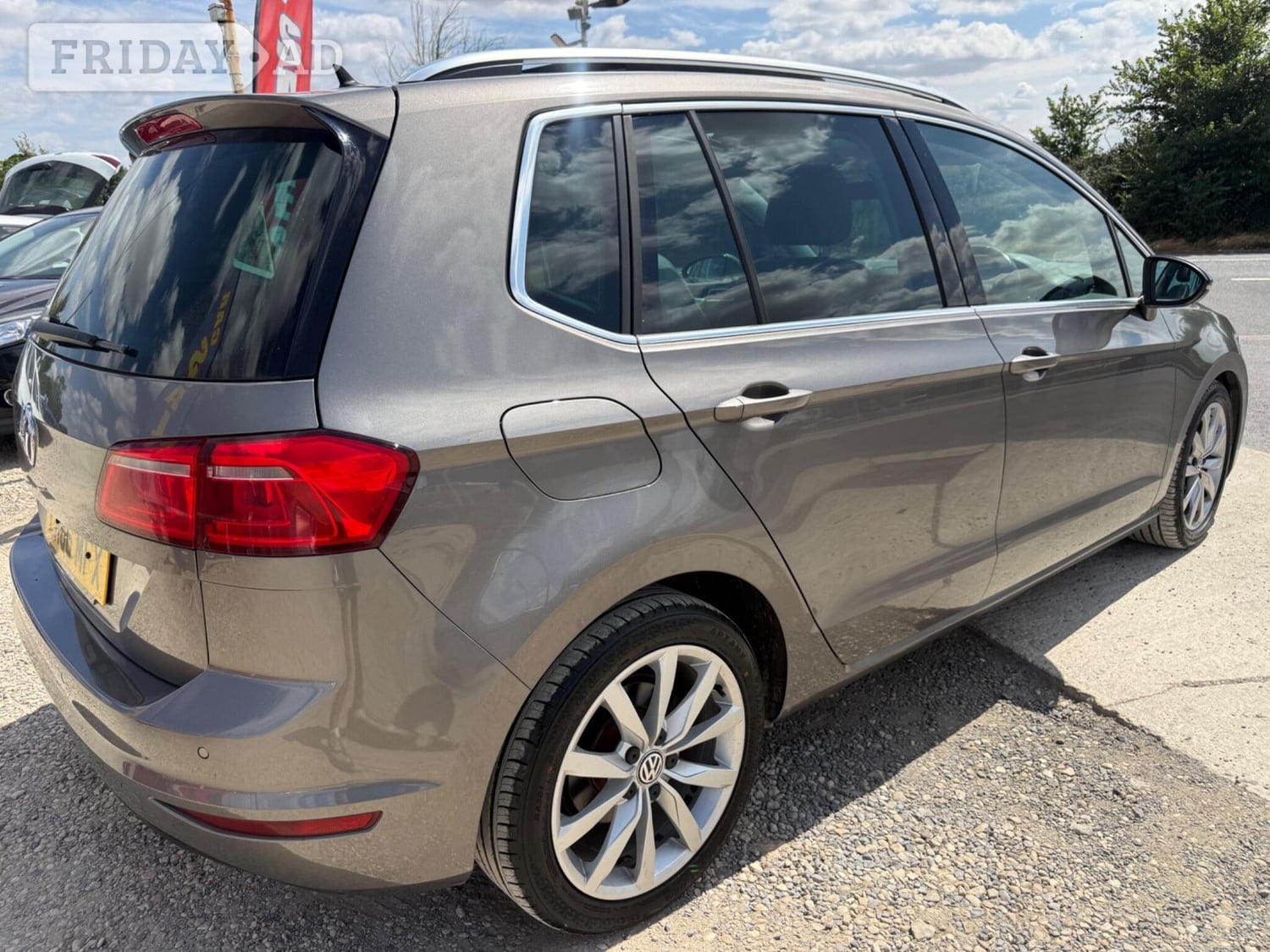 [ berth ]Volkswagen Golf SV