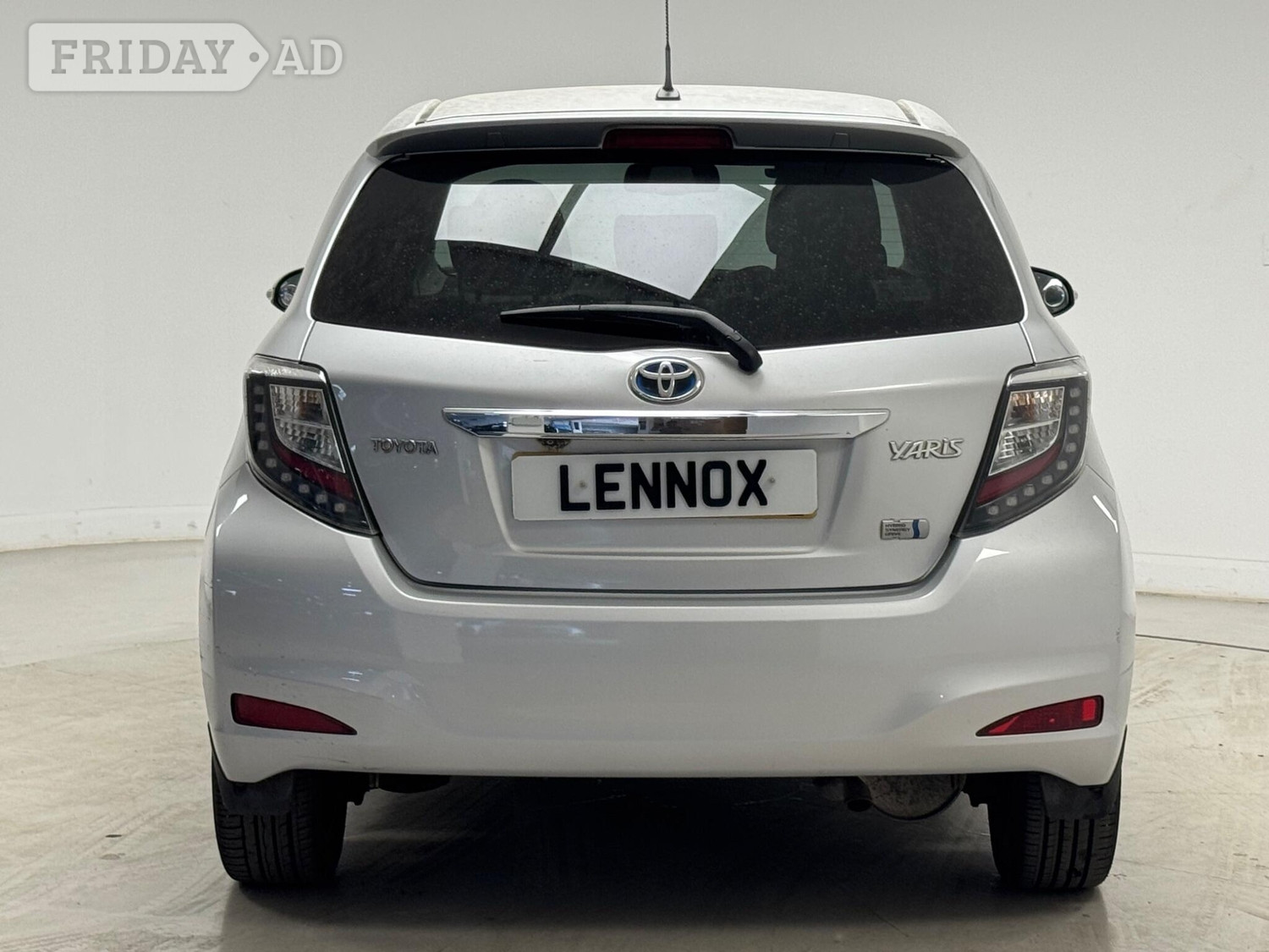 Toyota Yaris 2012 - Cars