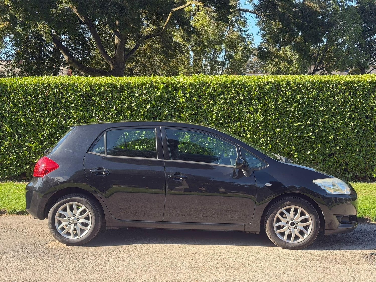 Toyota Auris 2008 - Cars