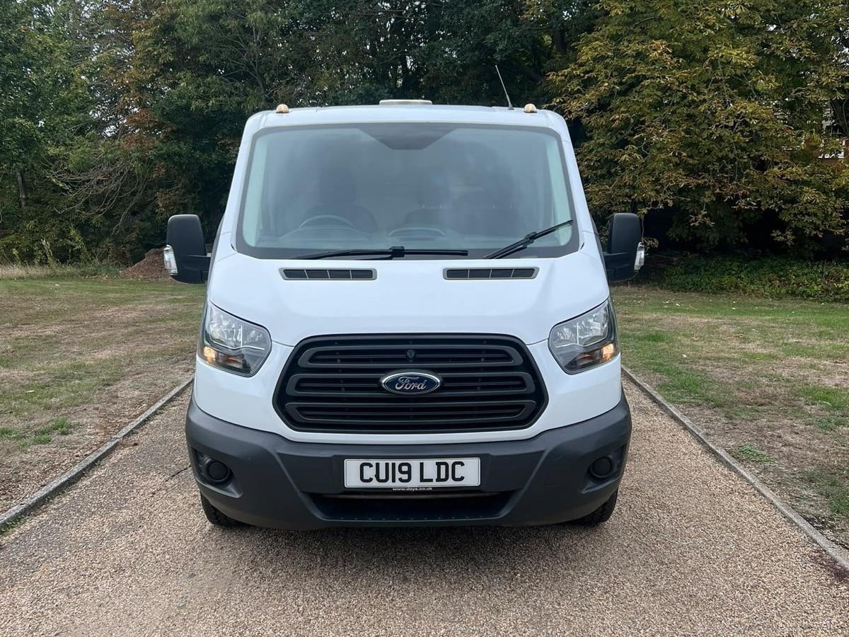 [ berth ]Ford Transit