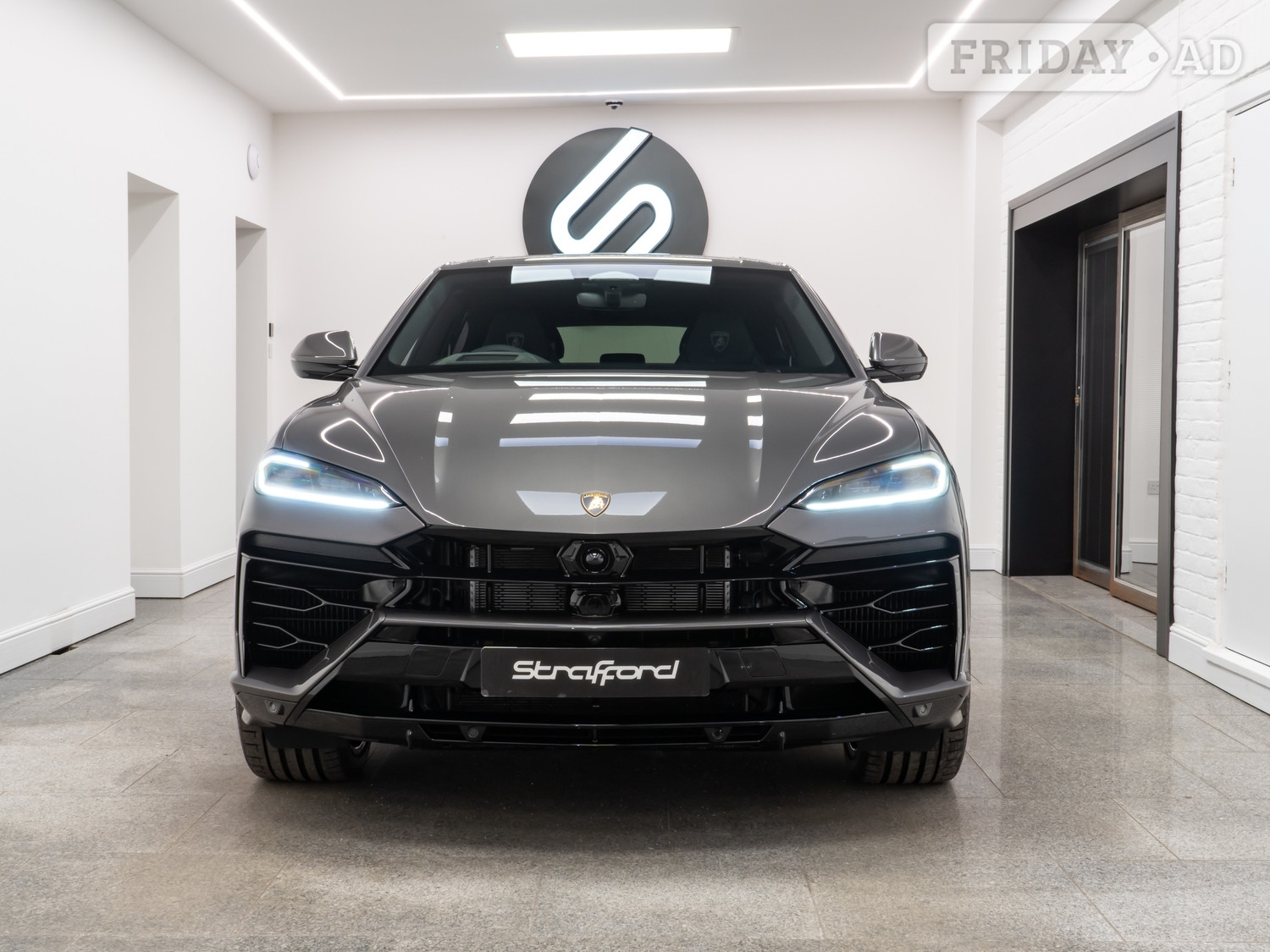 Lamborghini Urus 2026 - Cars