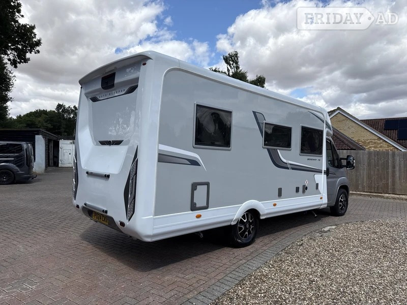[4 berth ]Auto-Sleepers Broadway FB