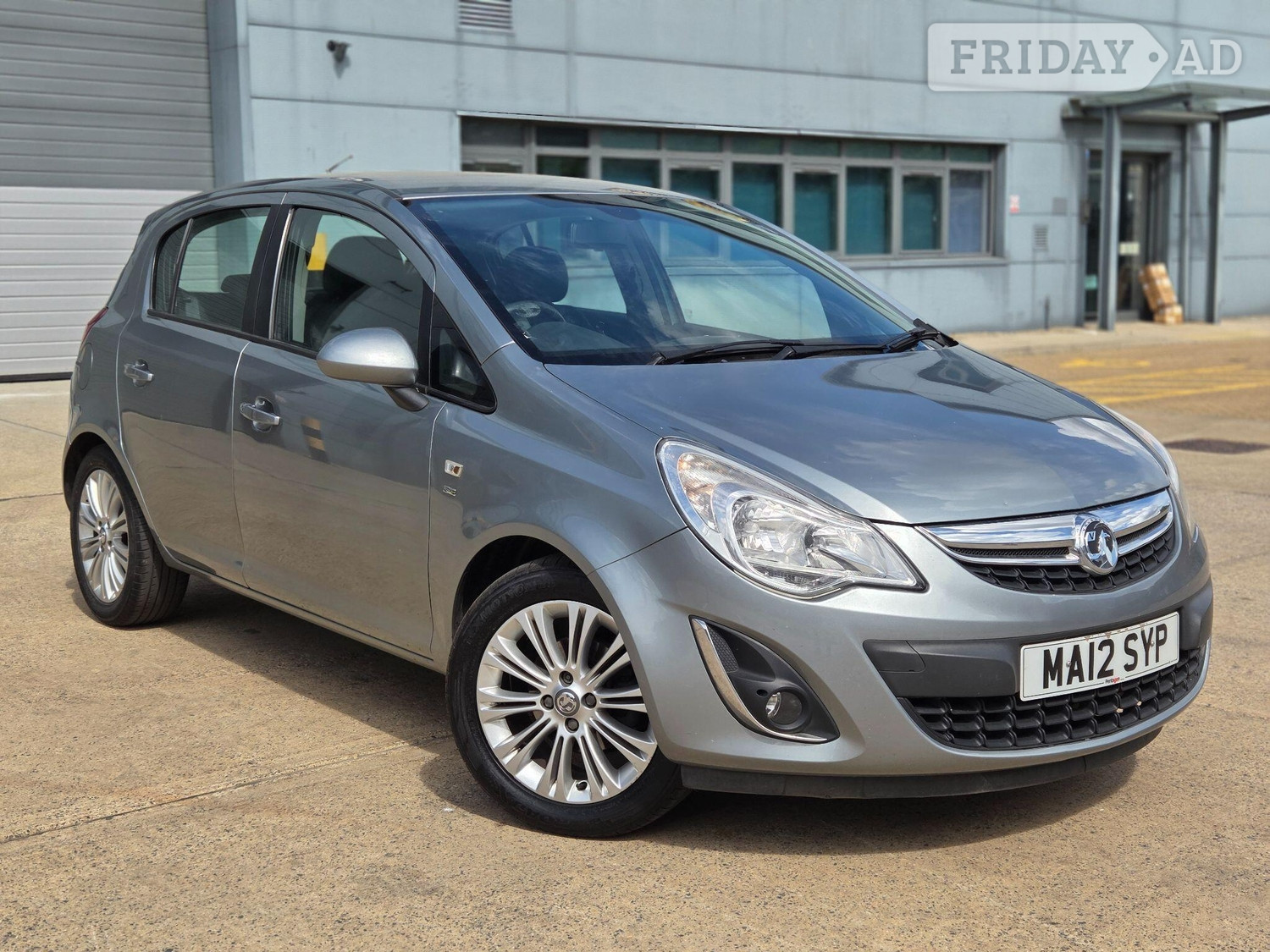 Vauxhall Corsa 2012 in Slough