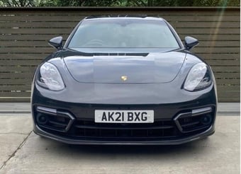 Porsche Panamera 2021