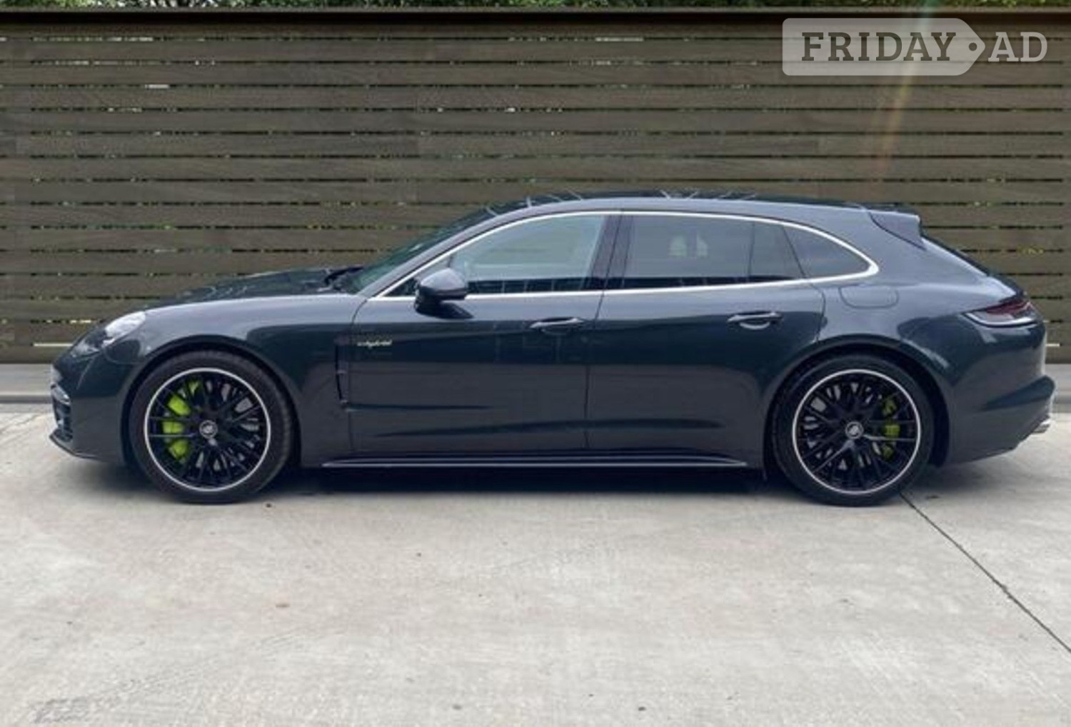 [ berth ]Porsche Panamera