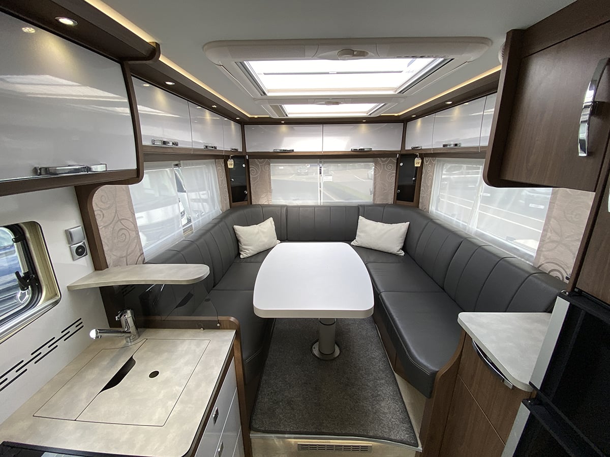 Frankia F-Line I 740 Plus 2023 for sale - Motorhomes & Caravans in Newark