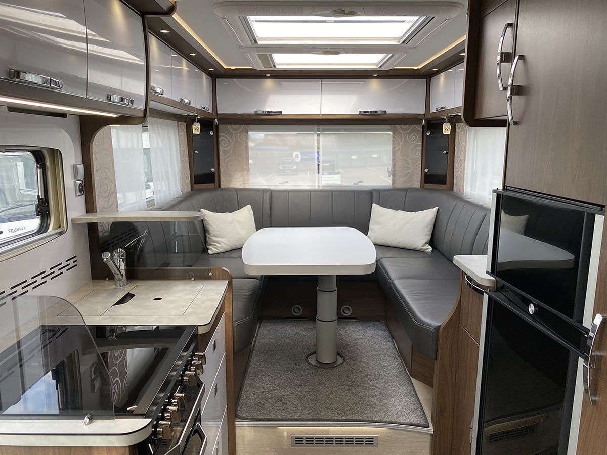 Frankia F-Line I 740 Plus 2023 for sale - Motorhomes & Caravans