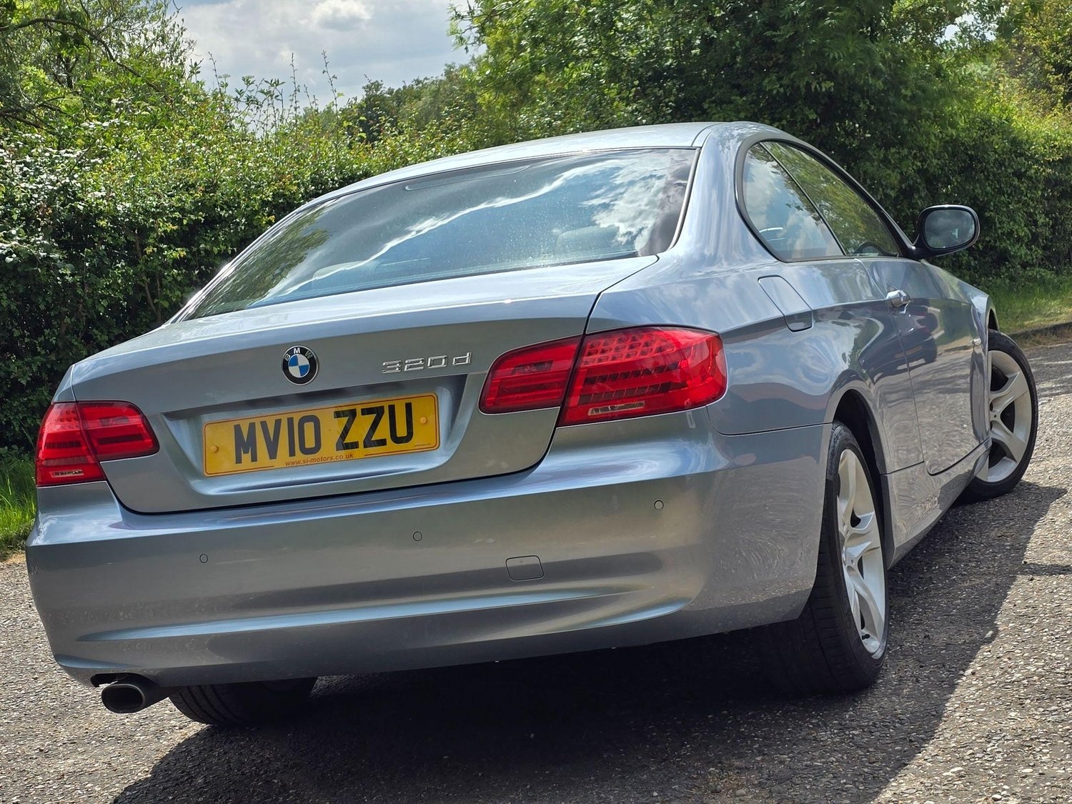 [ berth ]BMW 3 Series