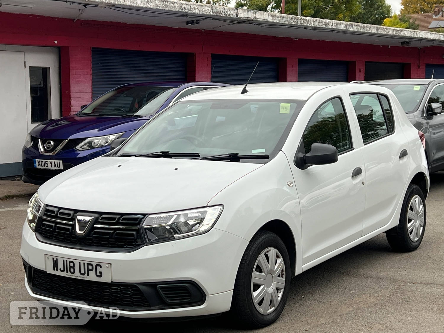 [ berth ]Dacia Sandero