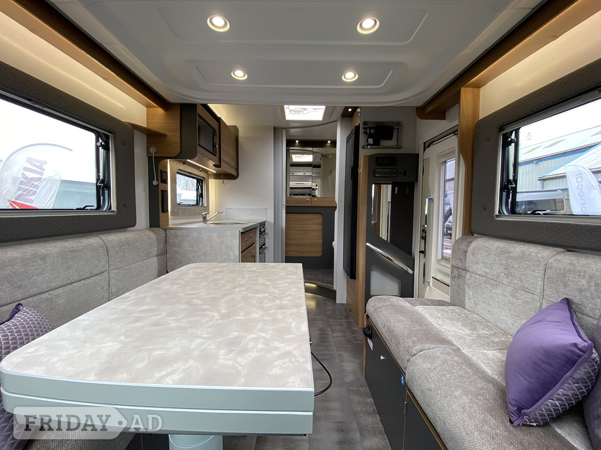 [4 berth ]Bailey Adamo 69-4