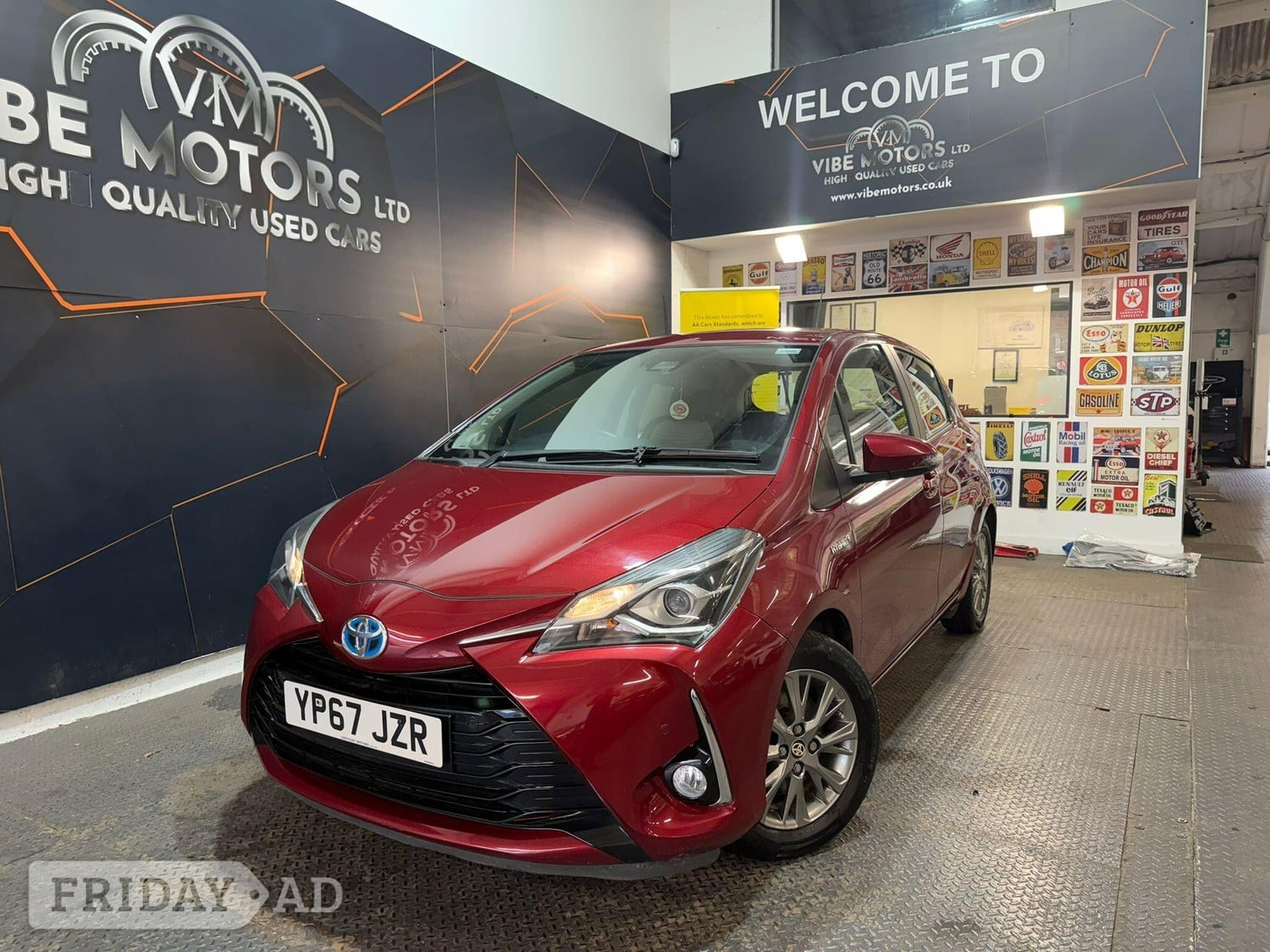 Toyota Yaris 2017 in Harrow