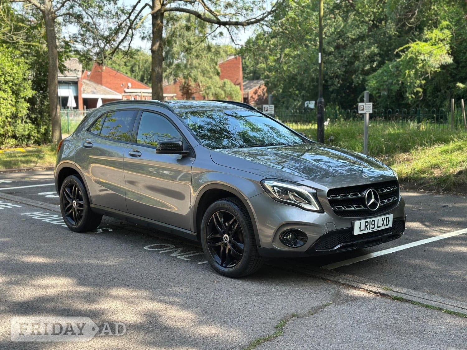 Mercedes-Benz GLA 2019 in Uxbridge