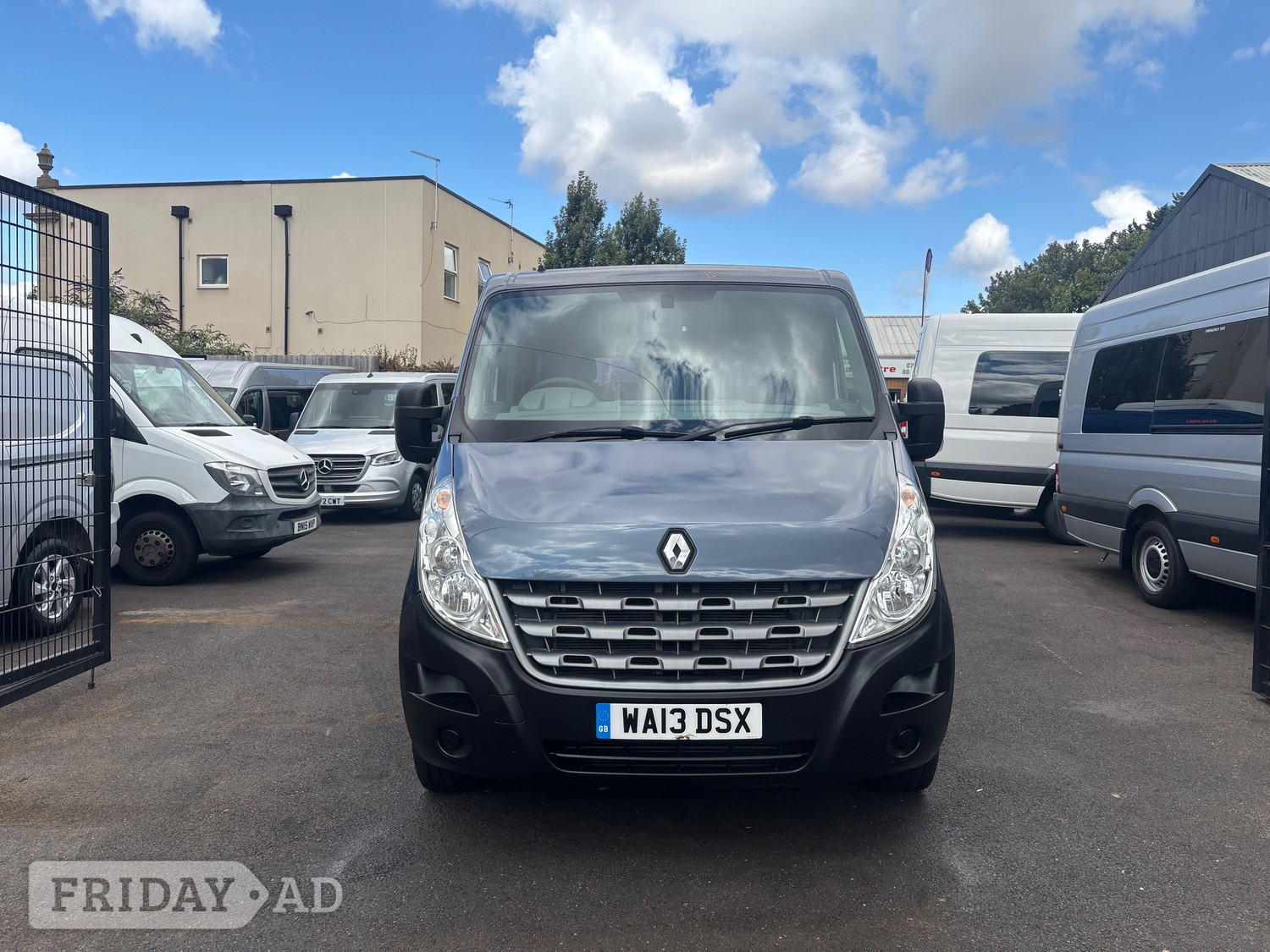 [ berth ]Renault Master