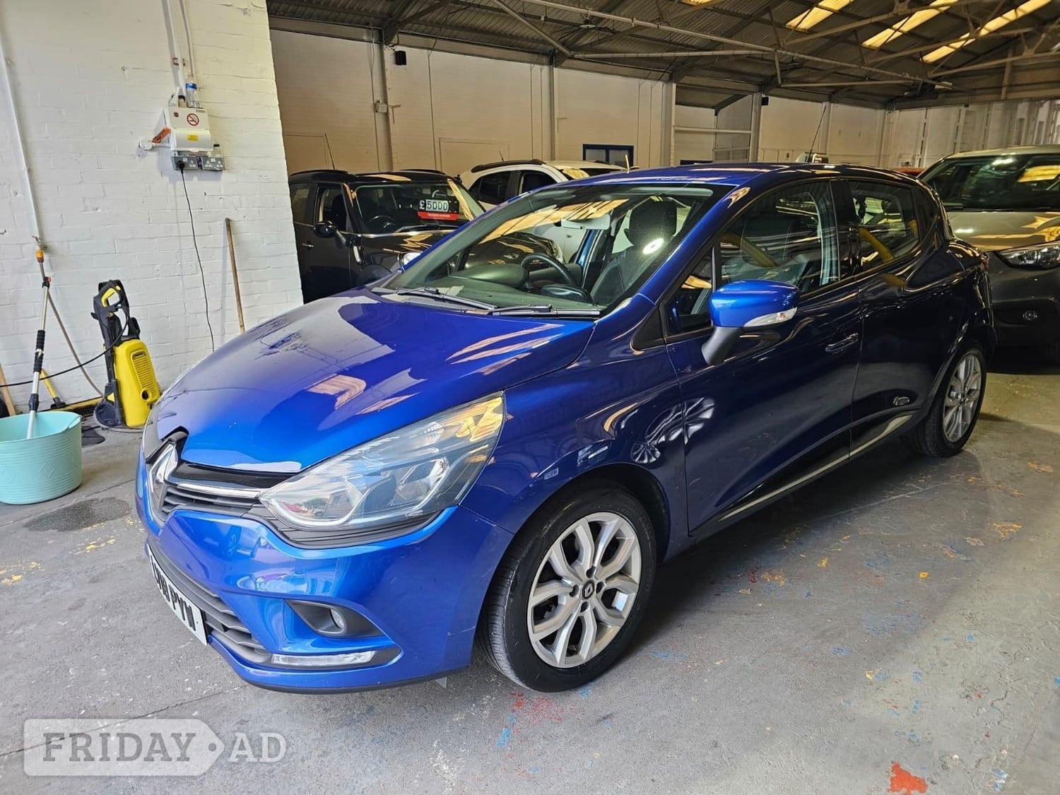Renault Clio 2018 - Cars