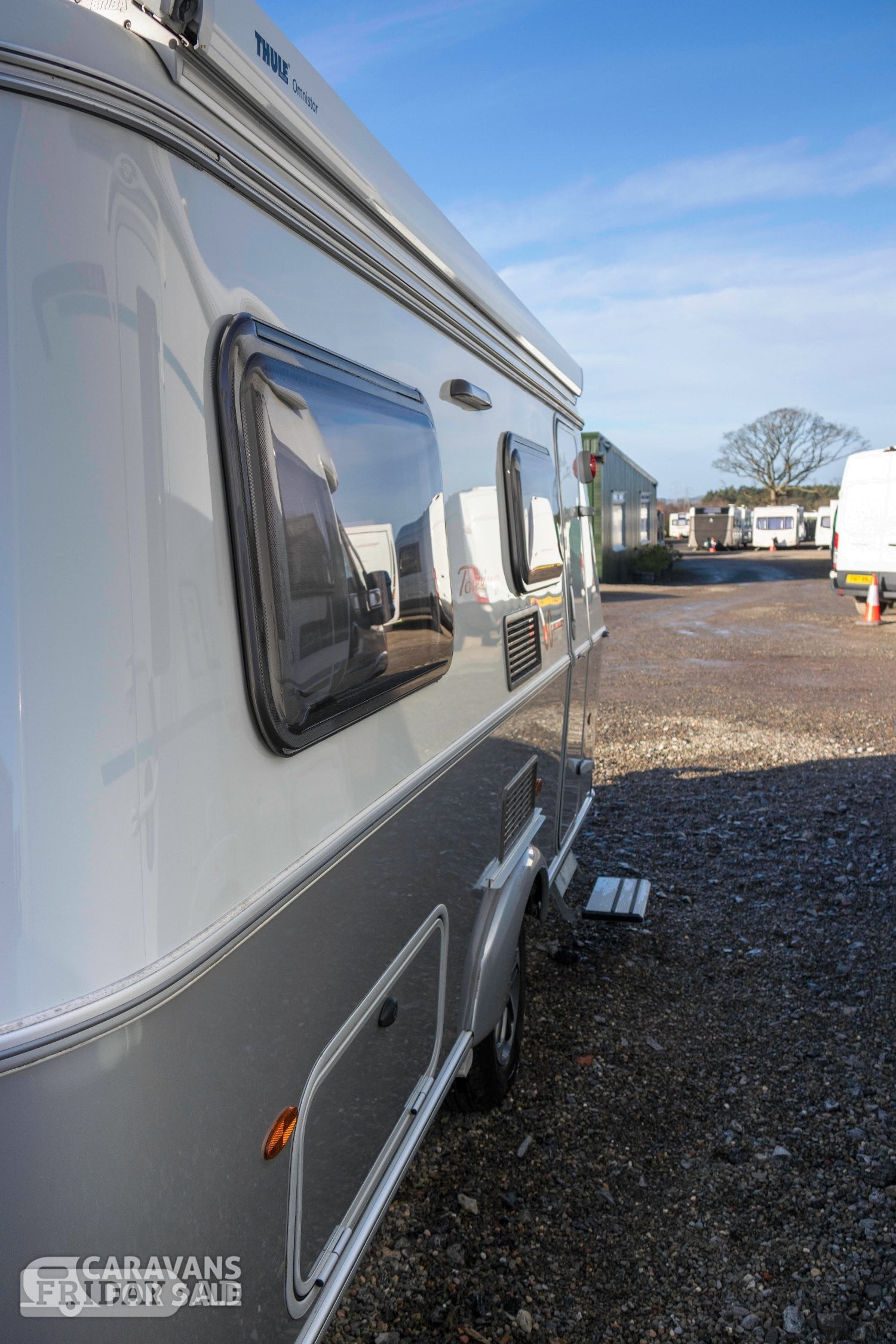 [ berth ]Eriba Touring 542 60 Edition