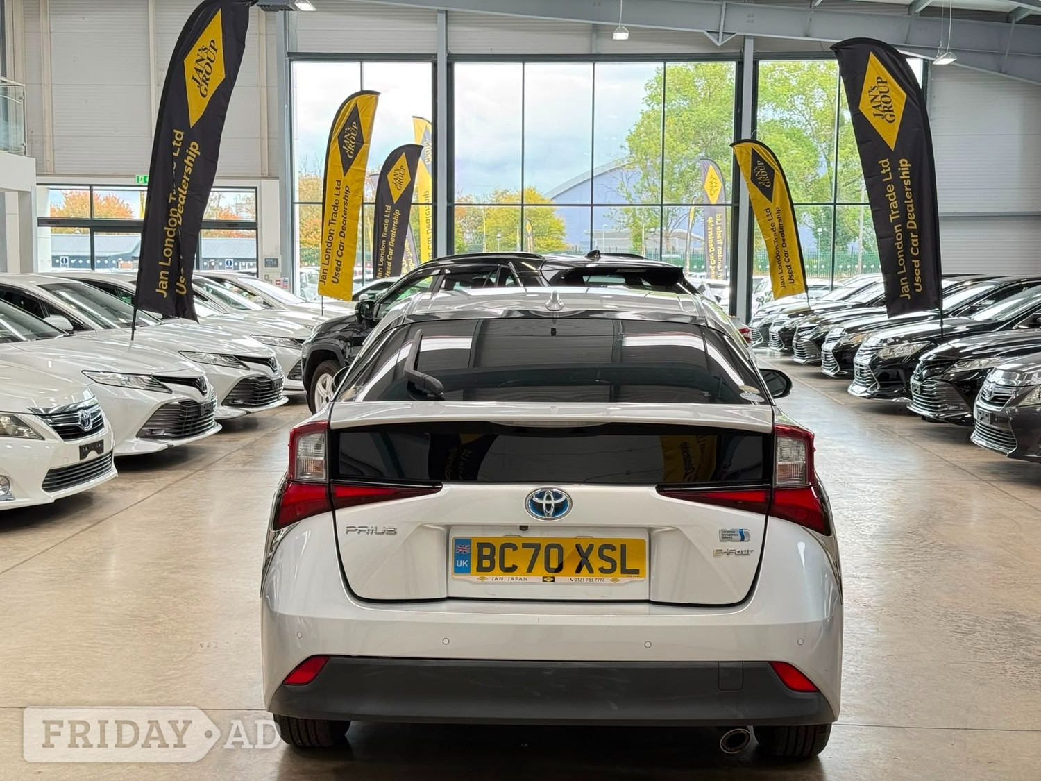 Toyota Prius 2020 - Cars in Reading