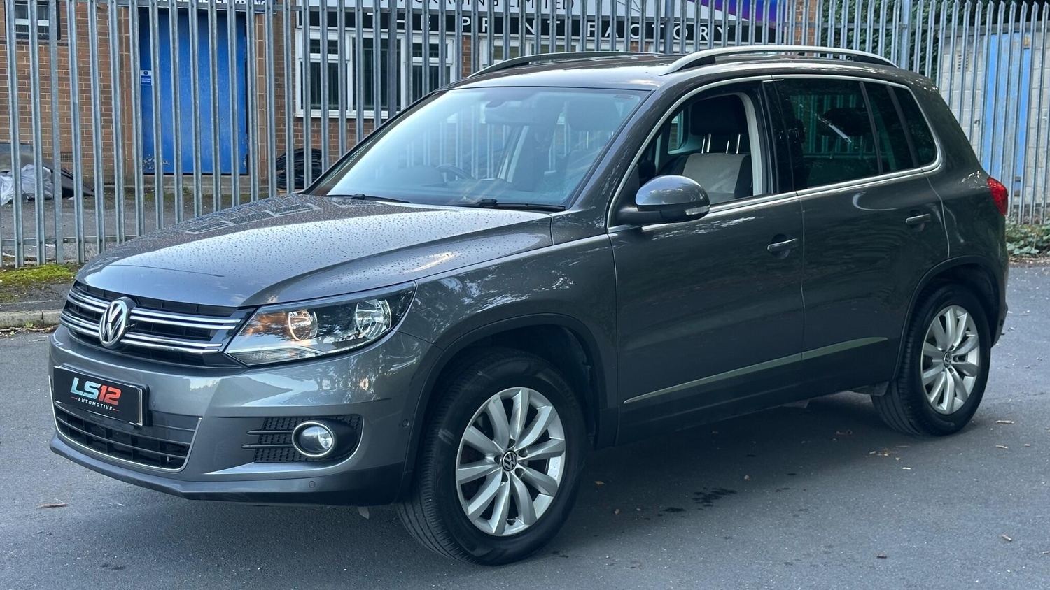 [ berth ]Volkswagen Tiguan