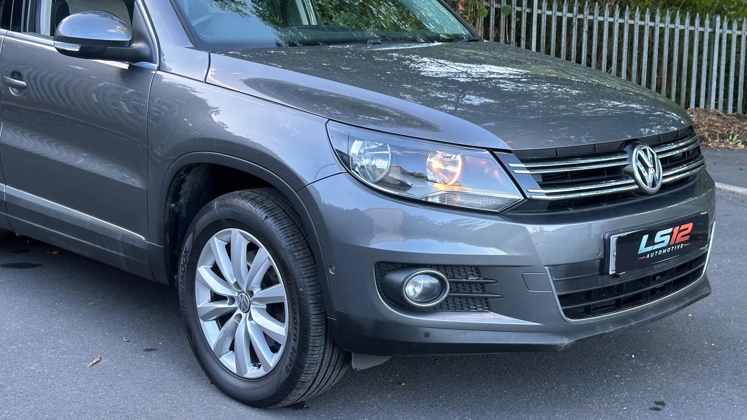 Volkswagen Tiguan 2014 - Cars
