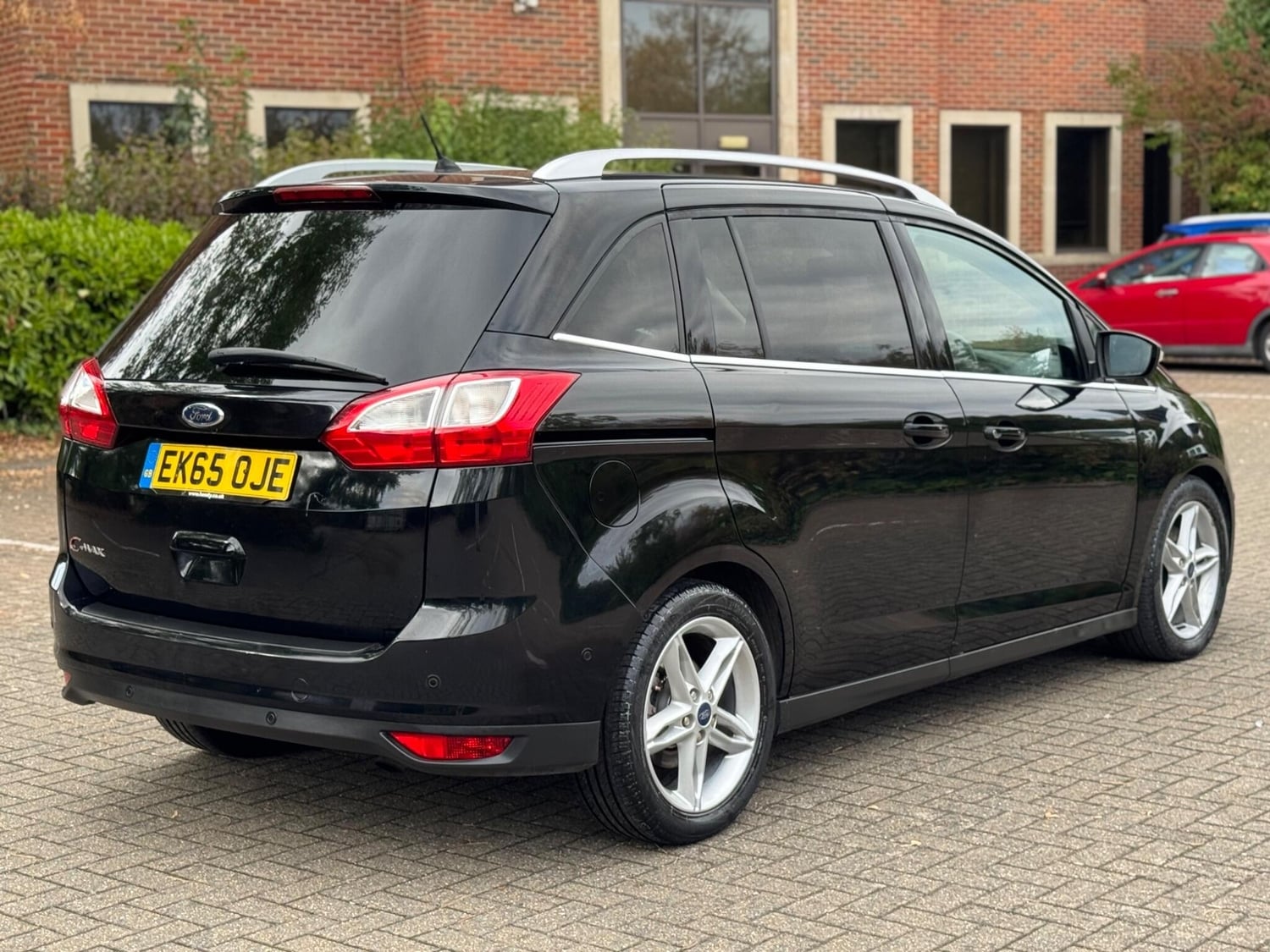 Ford Grand C-MAX 2015 - Cars