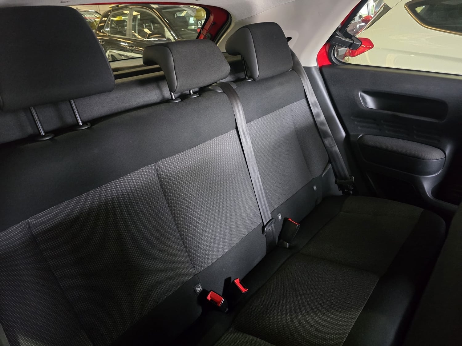 [ berth ]Citroen C4 Cactus