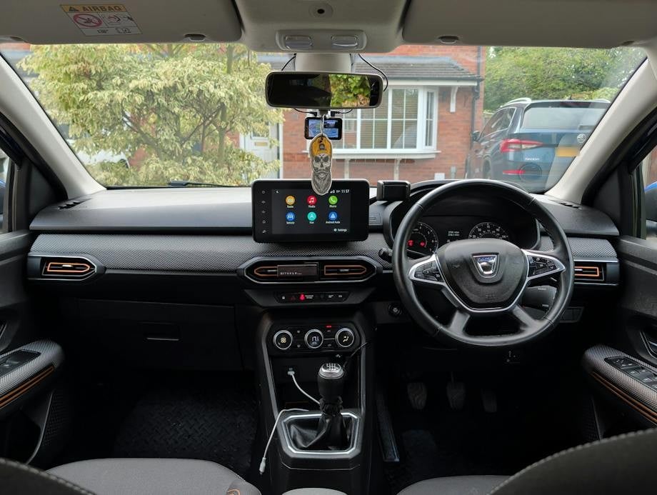 [ berth ]Dacia Sandero Stepway