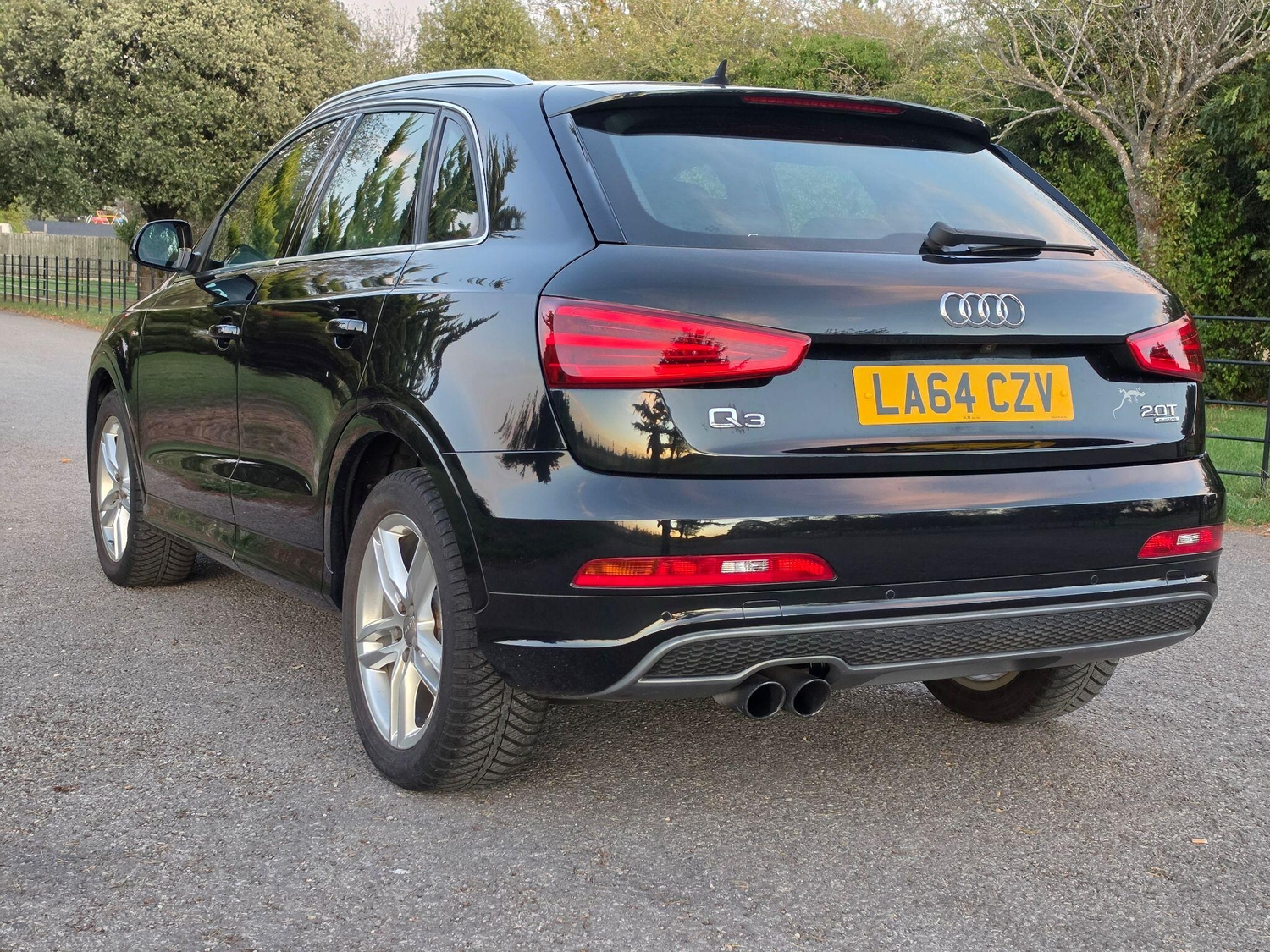 Audi Q3 2015 - Cars in Ashford