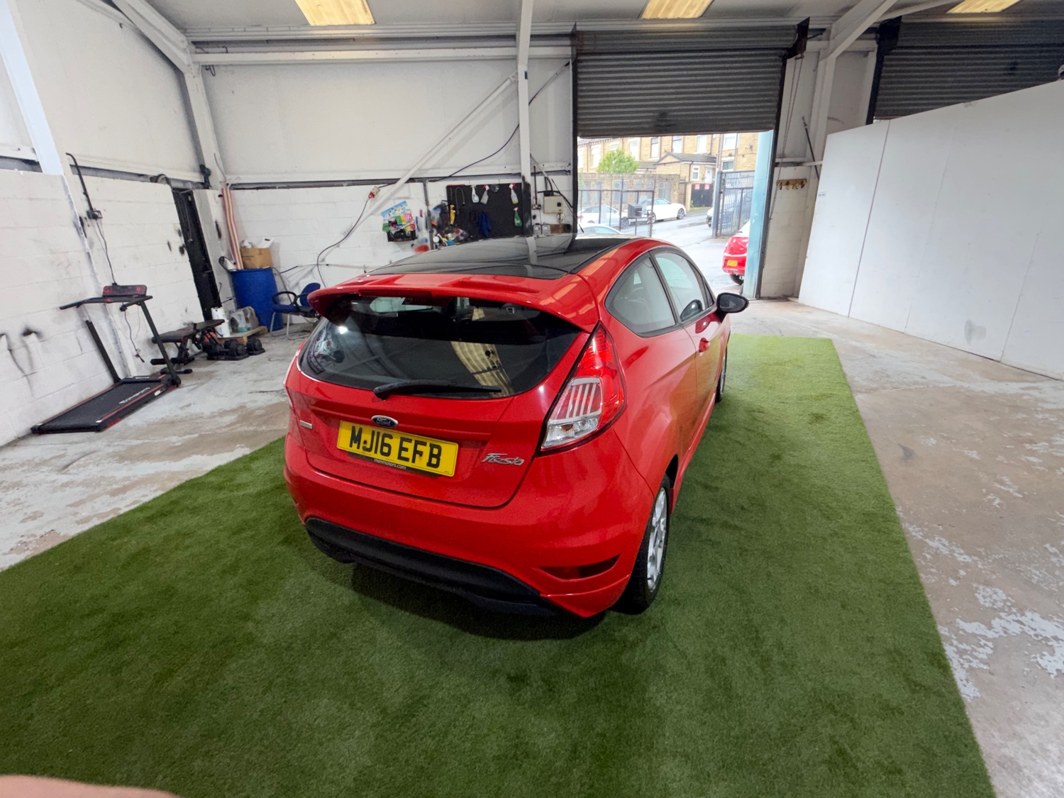 Ford Fiesta 2016 - Cars in Dewsbury