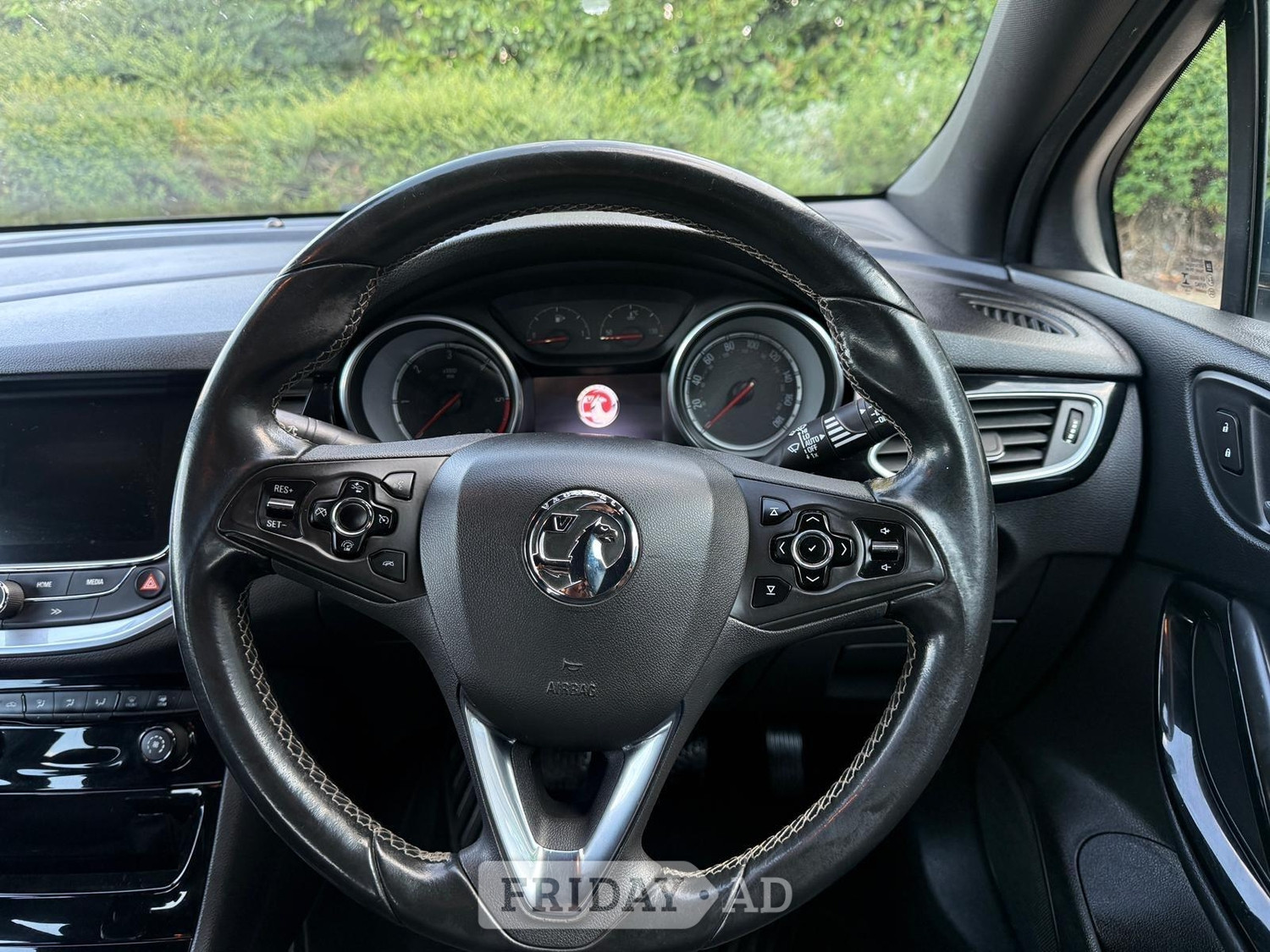 [ berth ]Vauxhall Astra