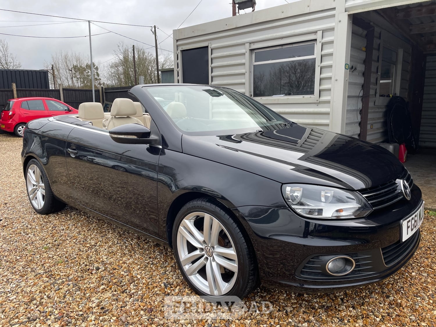 Volkswagen Eos 2013 in Farnham